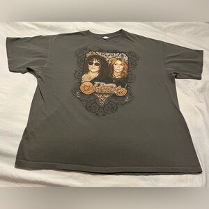 UC Heart 2009 Human Tour 2X Tshirt